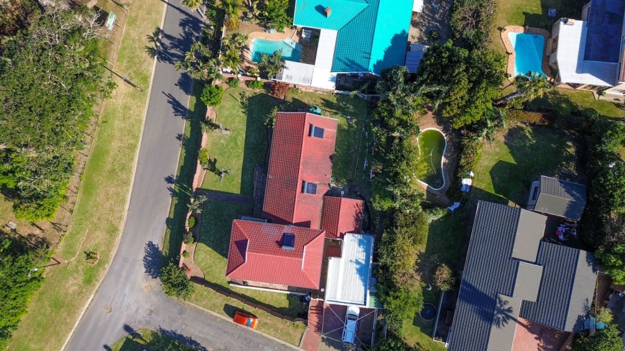 5 Bedroom Property for Sale in Gonubie Eastern Cape